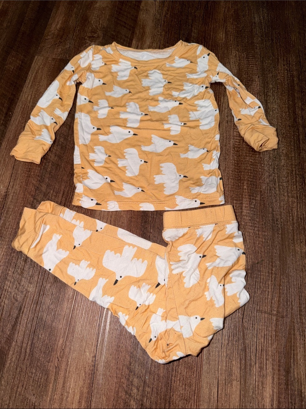 Little one shop bamboo pajamas White Seagulls with orange background 12/18 month